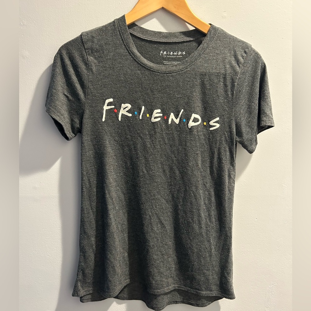 Women’s t-shirt with FRIENDS logo size Small.